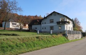 Hausansicht, © Veronika Willhalm Hausansicht, © Veronika Willhalm