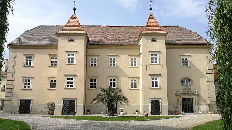 Innenhof im Schloss Gurhof, © Roman Zöchlinger Innenhof im Schloss Gurhof, © Roman Zöchlinger