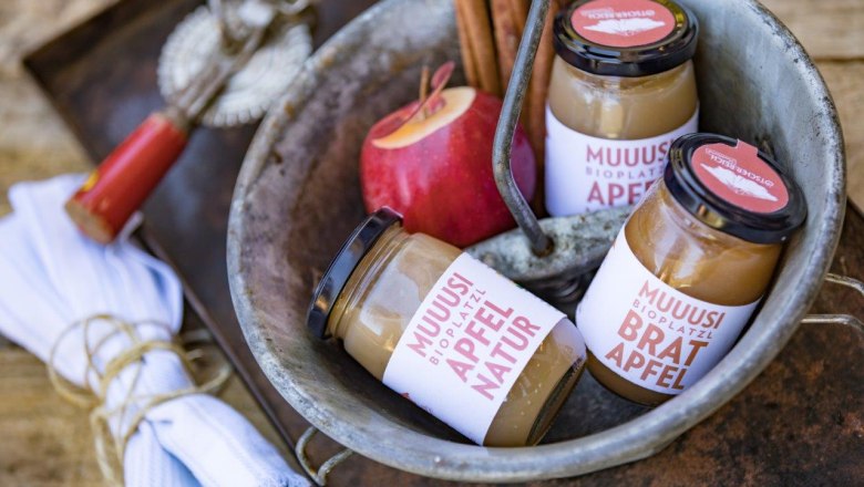 Jedes Glas beinhaltet Mus aus 2 &Auml;pfeln, &copy; schwarz-koenig.at